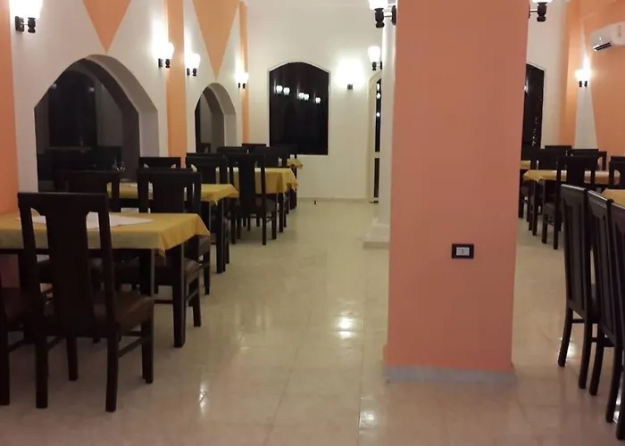 Red Sea Hotel *